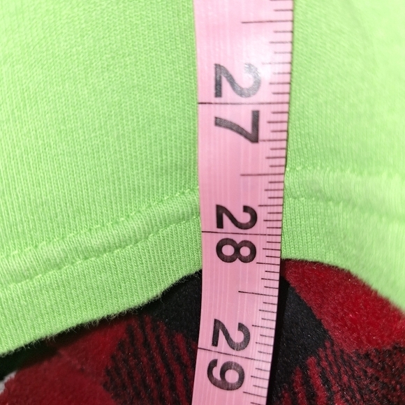 Vintage Champion Green Graphic T-Shirt in a men's size large. Pre-loved - Picture 5 of 6